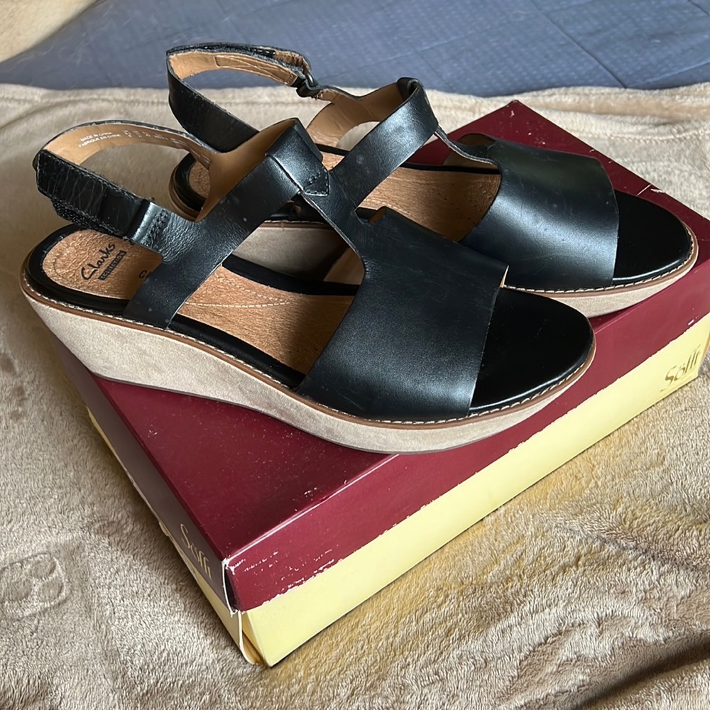 Clark’s black wedge sandal 11 wide brand new no box
